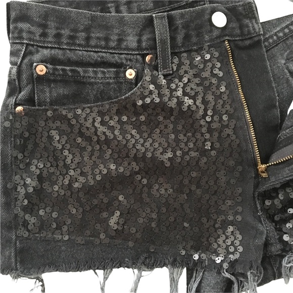 new Levi's® ★ LF Furst of a Kind ★ Upcycled Vintage Sequin Cut Off Denim Short ★ - Picture 6 of 16
